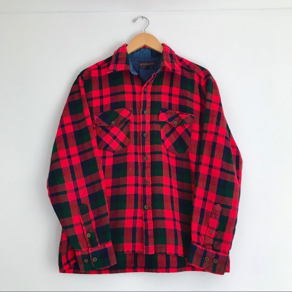 Woodland Tops - ❄️ VIRGIN ACRYLIC PLAID BUTTON DOWN SHIRT